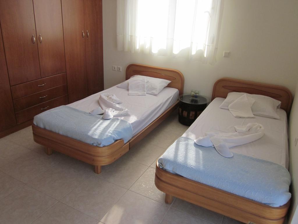 Sunshine Villa Gennadi Phòng bức ảnh