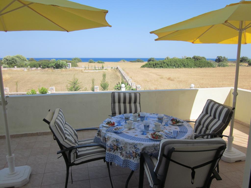 Sunshine Villa Gennadi Phòng bức ảnh
